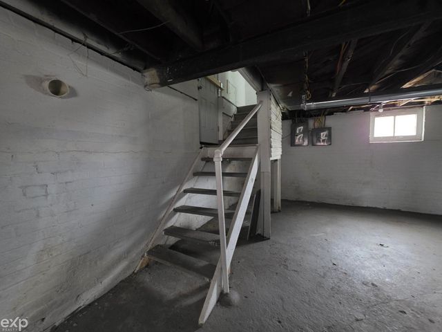 5217 Lakeview Street, Detroit, MI 48213