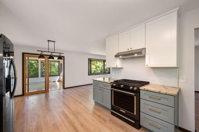 12630 28th Avenue N, Plymouth, MN 55441