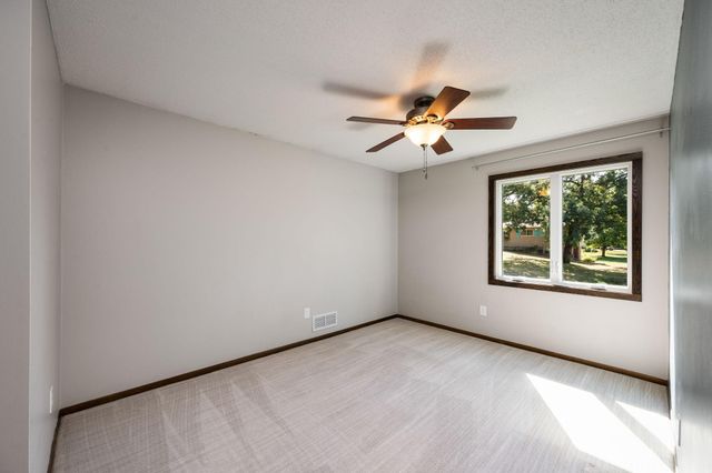 12630 28th Avenue N, Plymouth, MN 55441