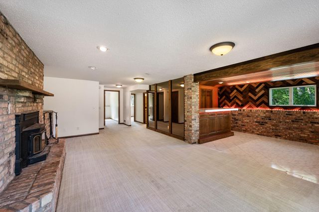 12630 28th Avenue N, Plymouth, MN 55441