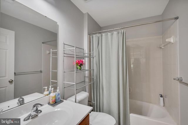 13509 OAKLANDS MANOR DR, Laurel, MD 20708