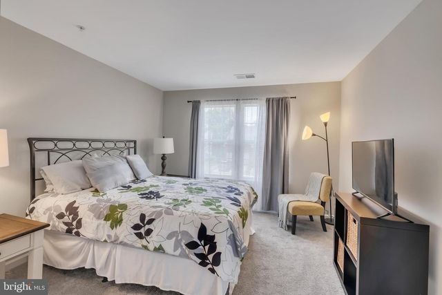 13509 OAKLANDS MANOR DR, Laurel, MD 20708