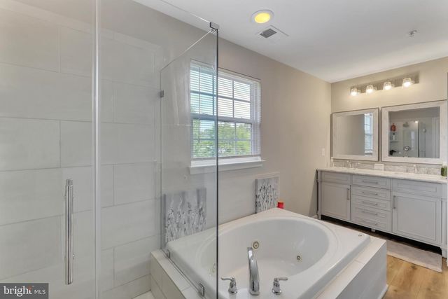 13509 OAKLANDS MANOR DR, Laurel, MD 20708