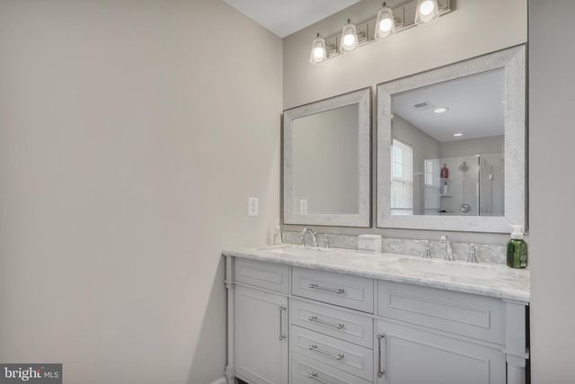13509 OAKLANDS MANOR DR, Laurel, MD 20708