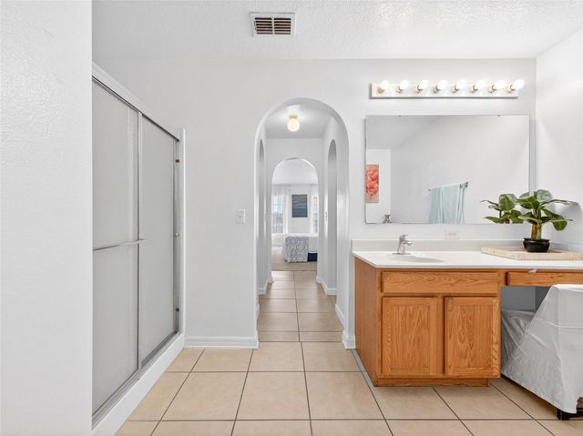 2589 HUNLEY LOOP, Kissimmee, FL 34743
