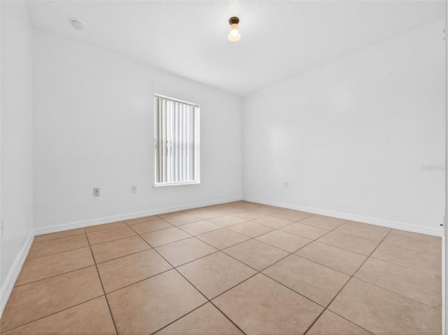 2589 HUNLEY LOOP, Kissimmee, FL 34743