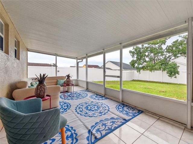 2589 HUNLEY LOOP, Kissimmee, FL 34743
