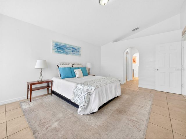 2589 HUNLEY LOOP, Kissimmee, FL 34743