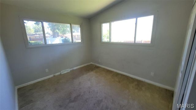 2214 Ibis Court, St Louis, MO 63136