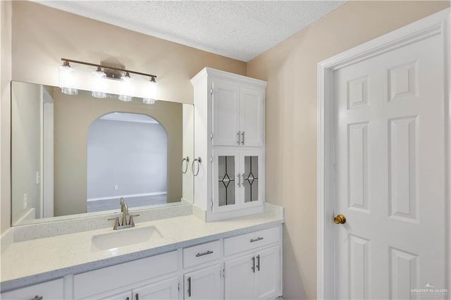 3209 Black Oak Lane, Mission, TX 78573