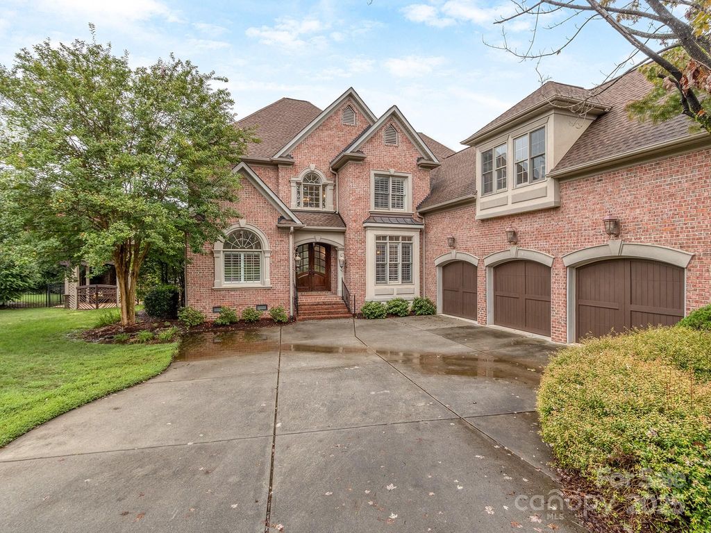 8208 Wingard Road, Waxhaw, NC 28173