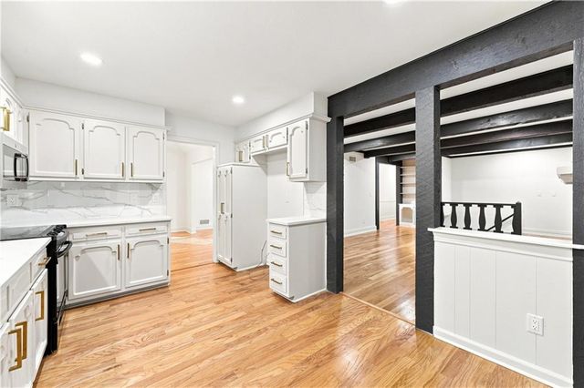 8143 NW Beaman Drive, Kansas City, MO 64151