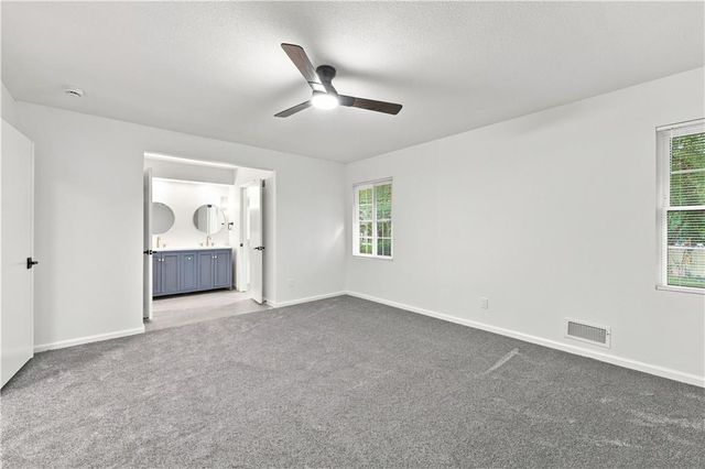 8143 NW Beaman Drive, Kansas City, MO 64151