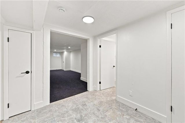 8143 NW Beaman Drive, Kansas City, MO 64151