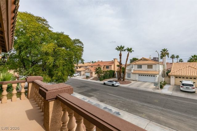 821 Long Branch Drive, Henderson, NV 89014