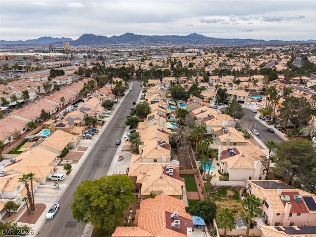 821 Long Branch Drive, Henderson, NV 89014