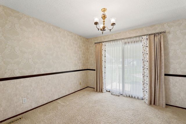 201 Miles Ave, Valley Center, KS 67147