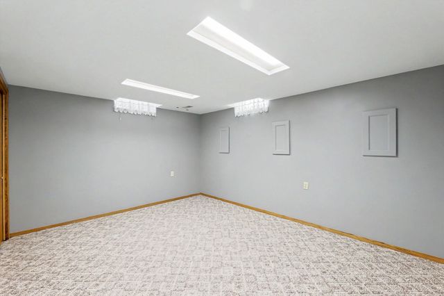 201 Miles Ave, Valley Center, KS 67147