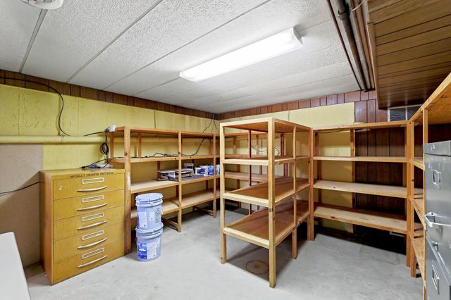 201 Miles Ave, Valley Center, KS 67147