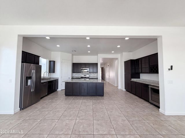 2528 N COMISKEY Drive, Florence, AZ 85132