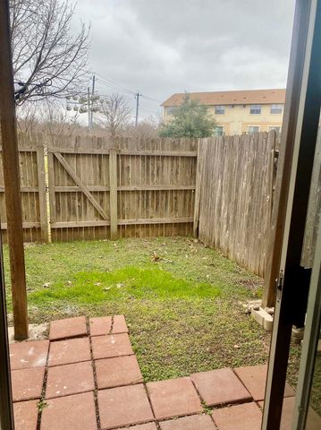 13420 Lyndhurst ST 404, Austin, TX 78729