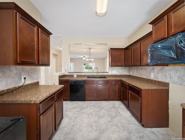 3727 Southern Grv, San Antonio, TX 78222