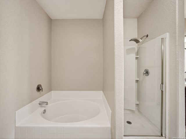 3727 Southern Grv, San Antonio, TX 78222