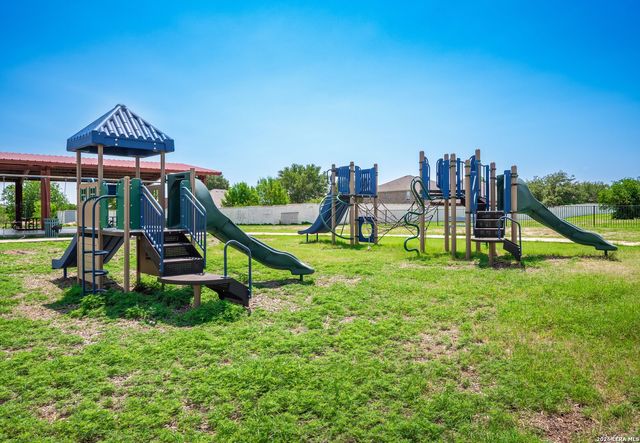 3727 Southern Grv, San Antonio, TX 78222