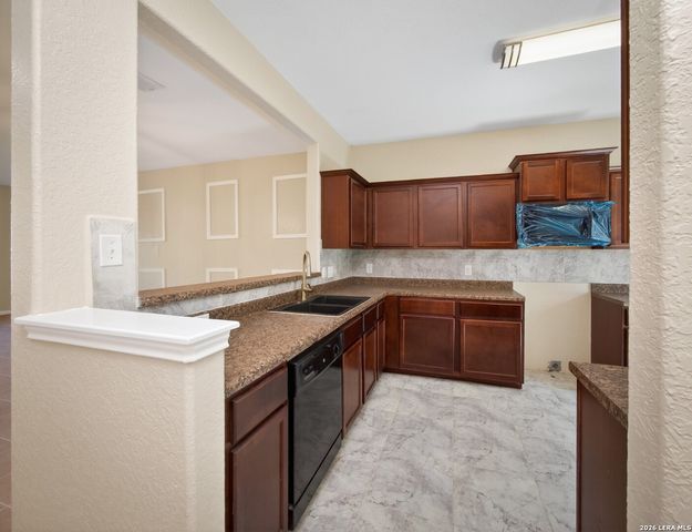 3727 Southern Grv, San Antonio, TX 78222