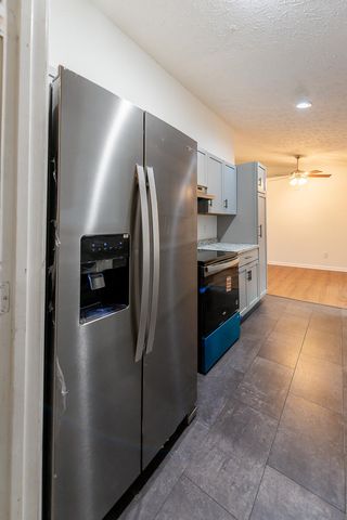 176 Williamsburg Lane, Georgetown, KY 40324