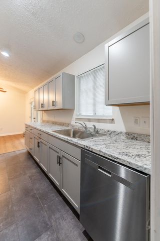 176 Williamsburg Lane, Georgetown, KY 40324