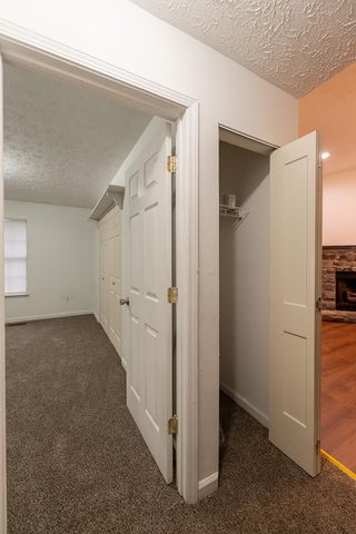 176 Williamsburg Lane, Georgetown, KY 40324
