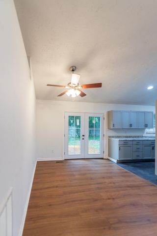 176 Williamsburg Lane, Georgetown, KY 40324