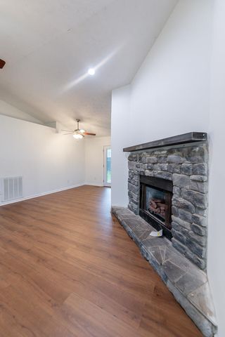 176 Williamsburg Lane, Georgetown, KY 40324
