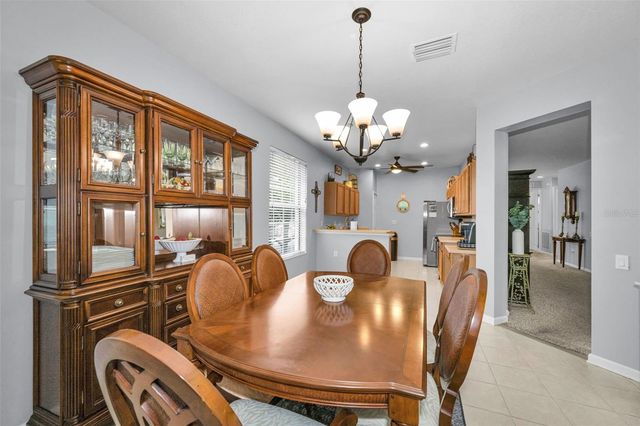 889 LANTERN WAY, Clearwater, FL 33765
