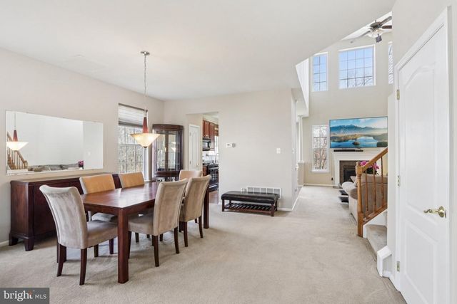 24 COMPASS CIR, Mount Laurel, NJ 08054