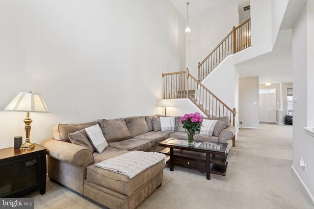 24 COMPASS CIR, Mount Laurel, NJ 08054