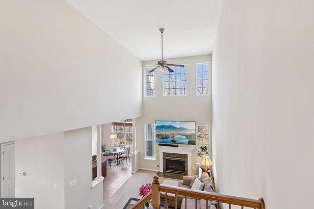 24 COMPASS CIR, Mount Laurel, NJ 08054