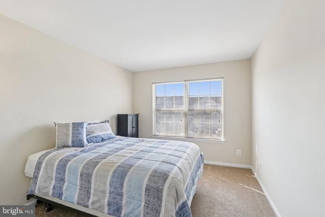 24 COMPASS CIR, Mount Laurel, NJ 08054