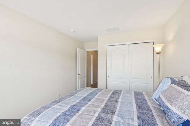 24 COMPASS CIR, Mount Laurel, NJ 08054