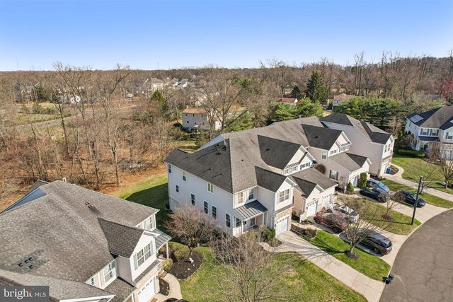 24 COMPASS CIR, Mount Laurel, NJ 08054