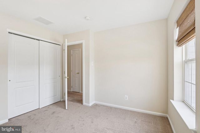 24 COMPASS CIR, Mount Laurel, NJ 08054