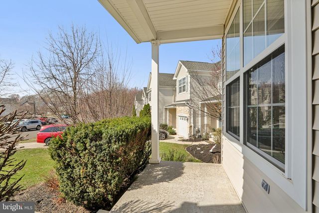 24 COMPASS CIR, Mount Laurel, NJ 08054