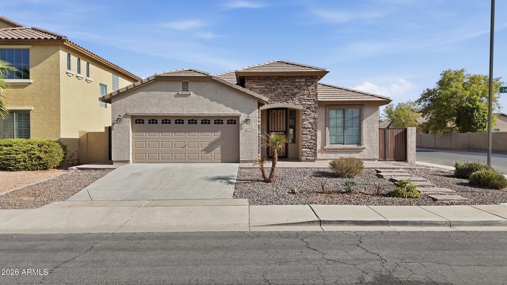 11838 W JESSIE Lane, Sun City, AZ 85373 — exterior