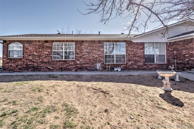 13160 E 2150, Terral, OK 73569