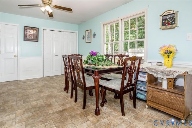11643 Chester Station Dr, Chester, VA 23831