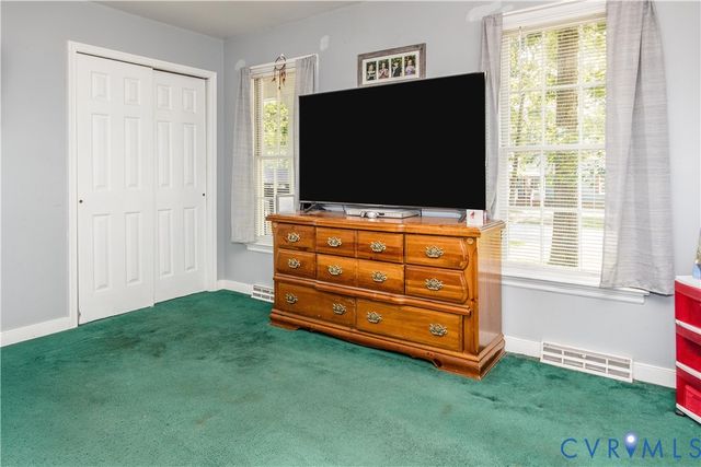 11643 Chester Station Dr, Chester, VA 23831