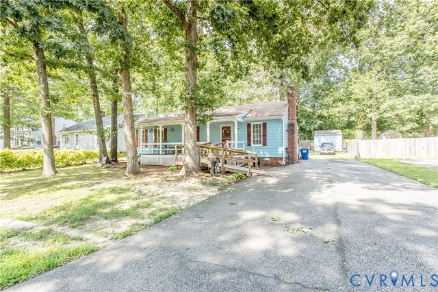 11643 Chester Station Dr, Chester, VA 23831
