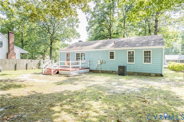 11643 Chester Station Dr, Chester, VA 23831
