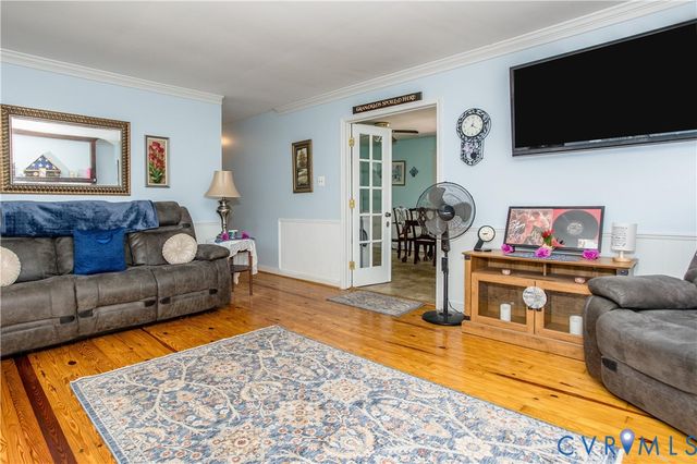 11643 Chester Station Dr, Chester, VA 23831